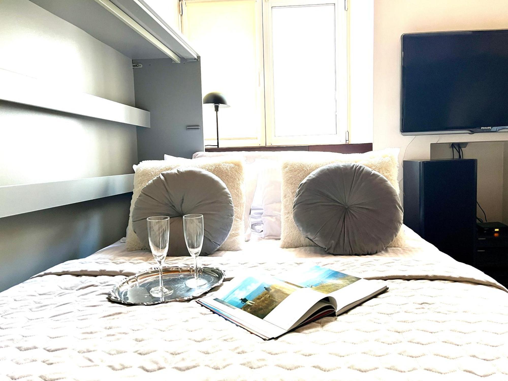 Royal Apartments - Loftaffair Cracovia Esterno foto